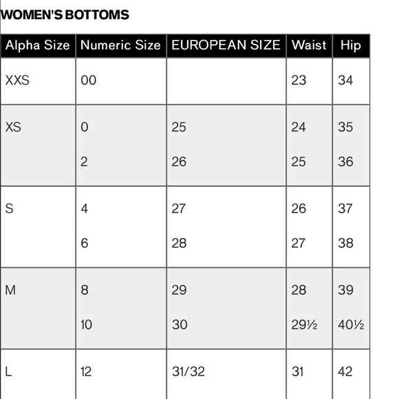 Express sexy stretch shorts - Picture 5 of 5